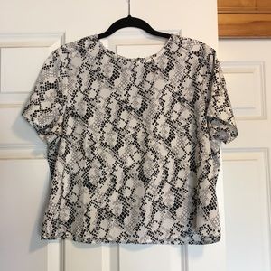 LIKE NEW Banana Republic silky top